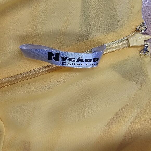 Peter Nygard Silk Pleated Skirt Womens 12 Yellow Lined Zip Knee Length Floral - Picture 8 of 11